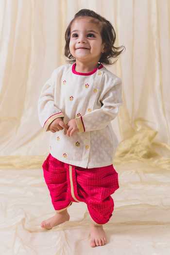 Tiber Taber Fleur Self Design & Embroidered Kurta With Dhoti Pant 