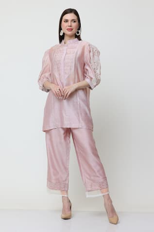 Midori By Sgv Bella Pearl Embellished Short Kurta With Pant 