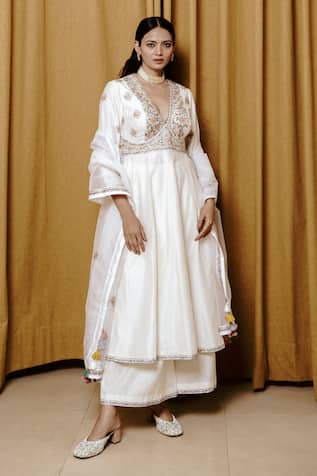 Wabi Sabi By Anshum-Ritesh Tuscan Tulip Chanderi Embroidered Anarkali Flared Pant Set 