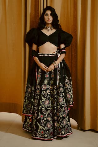 Wabi Sabi By Anshum-Ritesh The Night Garden Aari Embroidered Lehenga Set 