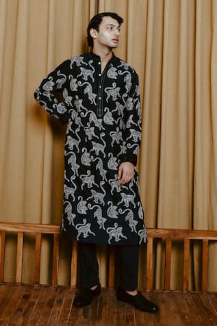 Wabi Sabi By Anshum-Ritesh Troop Chanderi Embroidered Kurta Set 