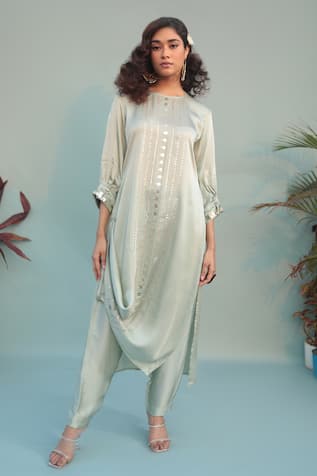 PRAHNAAYA Saba Sequined Kurta With Pant 