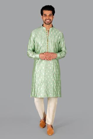 Gaurav Katta Banarasi Floral Kurta With Pant 