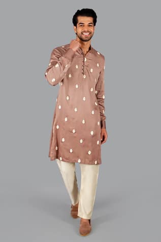 Gaurav Katta Thread Embroidered Kurta & Aligadi Pant Set 