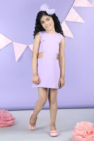 The little celebs Solid Sleeveless Straight Dress 