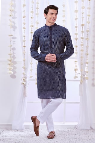 Taroob Sequin Chikankari Kurta Set 