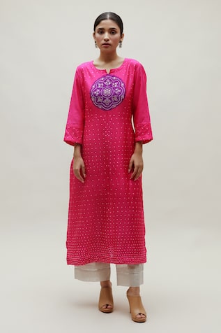 Naina Jain Gota Patti Detailed Long Kurta 