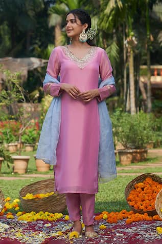 Megha Pitti Sequin Neckline Embroidered Kurta Set 