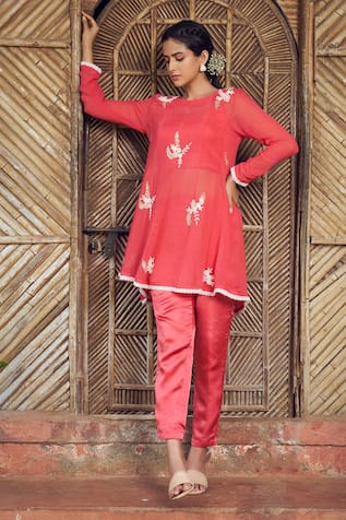 Megha Pitti Sheer Embroidered Kurta Pant Set 