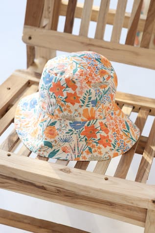 Baise Gaba Botanical Printed Reversible Bucket Hat 