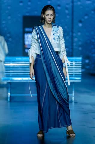 DIKSHA KHANNA Pre-Stitched Saree With Patch Work Shirt 