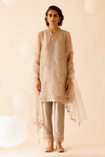 Bunka Farida Chintz Blossom Embroidered Kurta Pant Set 