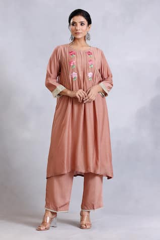 Radhika Jindal Thread & Sequin Floral Embroidered Kurta Pant Set 