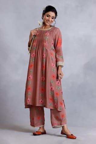 Radhika Jindal Pintucked Floral Pattern Kurta Pant Set 