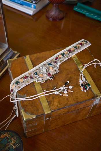 ISHA GUPTA TAYAL Chandra Embroidered Belt 