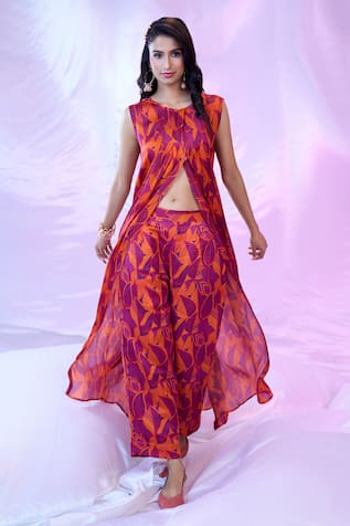 SIARRA Leaf Print Slit Kurta With Pant 