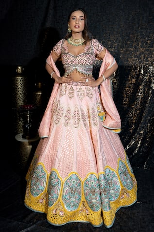 Sidhaarth & Disha Shamiyana Resham Embroidered Lehenga Set 