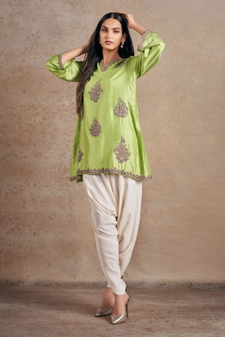 Stotram Silk Paisley Dori Kurta With Tulip Pant 