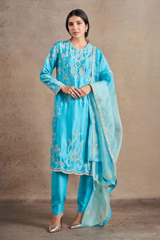 Stotram Floral Embroidered Kurta Pant Set 