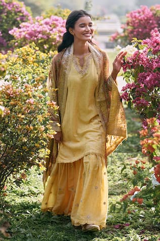 Saundh Aafia Mughal Woven Kurta Sharara Set 