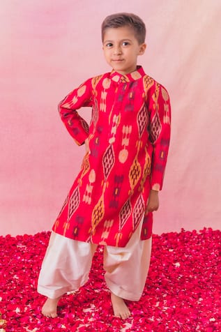 Chotibuti Ikat Pattern Kurta With Salwar 