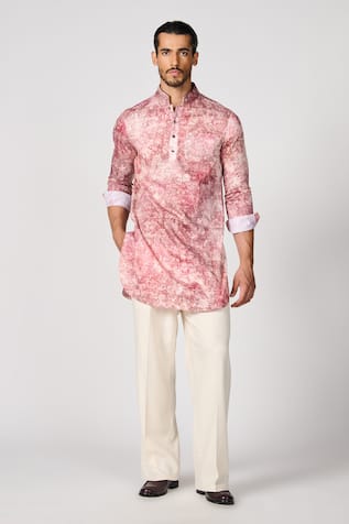 S&N by Shantnu Nikhil Abstract Print Kurta 