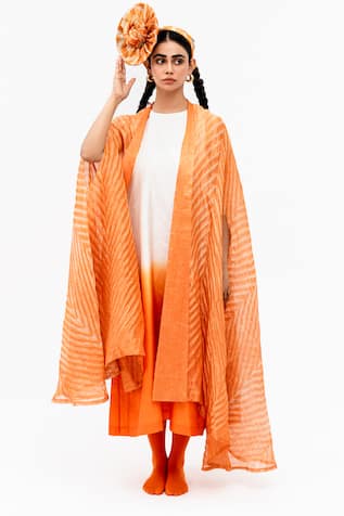 Naina Jain Khari Ombre Shaded Dress With Asymmetric Arashi Cape 