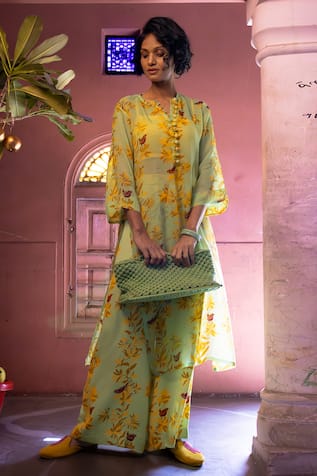 Amrood Floral Pattern Sheer Kurta 