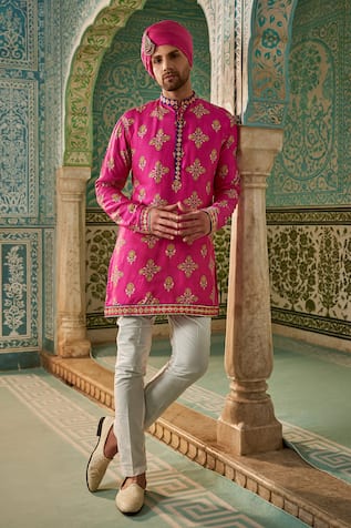 The Royaleum Revan Floral Butti Print Kurta With Pant 