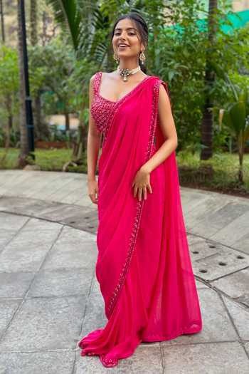 Richa Jaisinghani Label Fleur Border Embellished Pre-Draped Saree With Blouse 