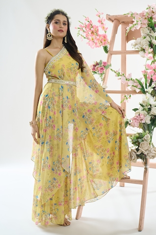 Basanti - Kapde Aur Koffee x AZA Floral Print Cape & Sharara Set