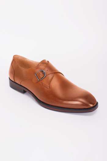 Bubber Couture Logan Solid Pointed-Toe Shoes 