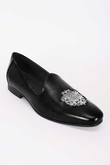 Bubber Couture Nash Embroidered Pointed-Toe Mojdi 