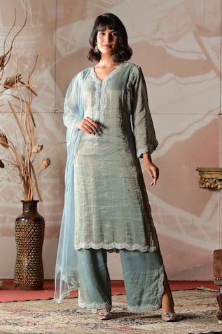 Farha Syed Zardosi Embroidered Kurta Pant Set 