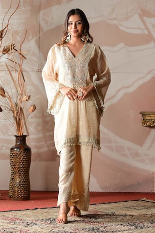 Farha Syed Mirror Embroidered Kurta & Pant Set 