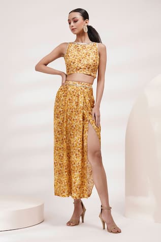 Breathe by Aakanksha Singh Fairy Abstract Print Top With Draped Skirt 