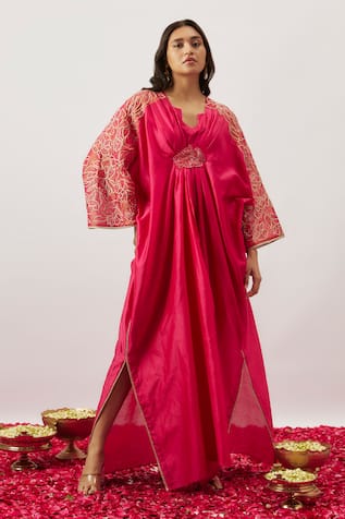 The Aarya Ruya Floral Embroidered Kaftan 