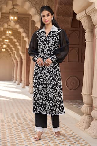 Aariyana Couture Floral Vine Embroidered Kurta & Pant Set 