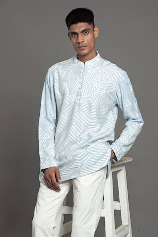 Arun verma Thread Embroidered Short Kurta With Pant 