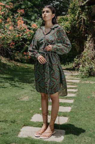 Akashi Clothing Ikat Print Shirt Dress With Belt 