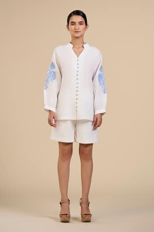 ORIGANI Rosette Embroidered Sleeve Blouse 