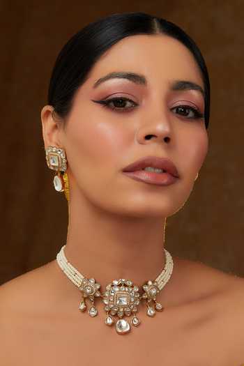 Zevar By Geeta Flower Cutwork Kundan Embellished Necklace Set 