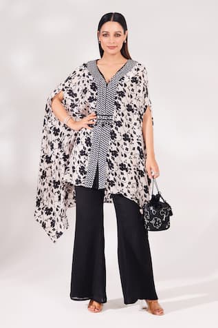 Chaashni by Maansi and Ketan Floral Vine Print Kaftan & Palazzo Set 