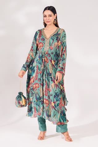 Chaashni by Maansi and Ketan Bloom Print Kaftan & Pant Set 