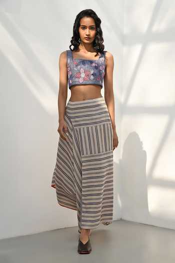Payal Pratap Tragana Floral Applique Embroidered Crop Top 