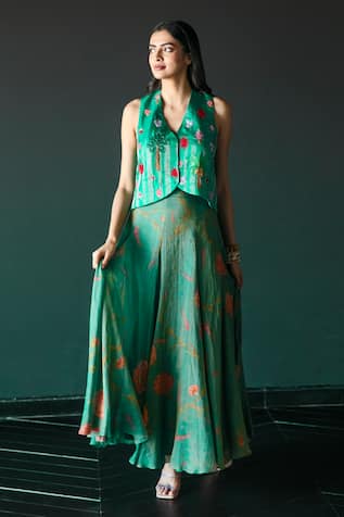 Shachi Sood Floral Embroidered Waist Coat With Skirt 