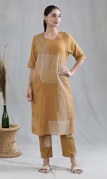BANANA labs Cotton Striped Print Kurta & Pant Set 