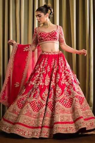 Pallavi Poddar Mor Bell Aari Embroidered Peacock Bridal Lehenga Set 