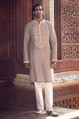 MATSYA Scottish Sona Patti Linen Kurta With Pant 