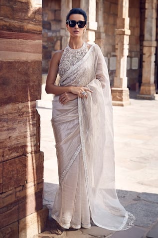 MATSYA Matya Saree With Floral Embroidered Halter Blouse 